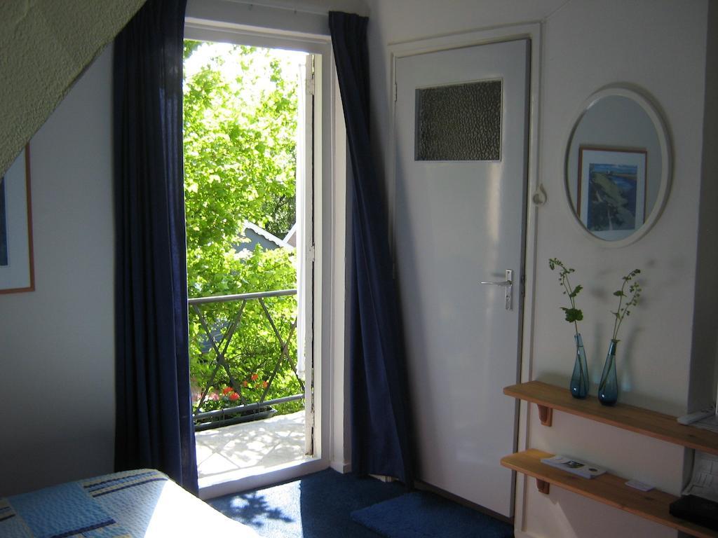 B&B De Esdoorn Norg Ruang foto